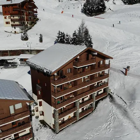 Apartment Duplex 8 Pers. Avec Balcon Sud-ouest, Proche Pistes Et Commerces, 4 Chambres, 65m² - Fr-1-452-94